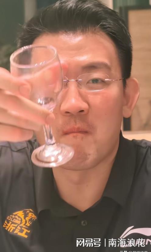 九游体育脸都不要了!世界杯头号罪人曝光!荷兰被绝平就是他害的! 九游体育脸都不要了!世界杯头号罪人曝光!荷兰被绝平就是他害的!