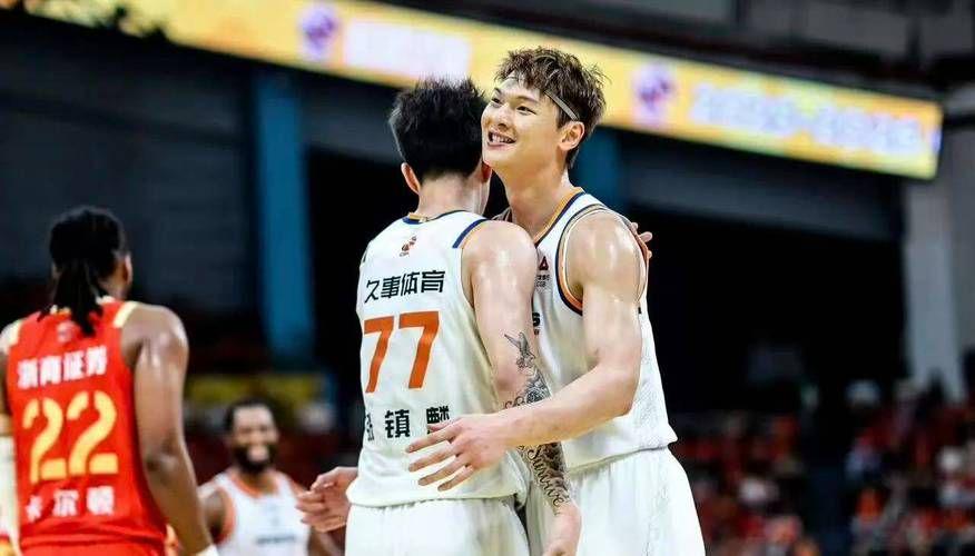 迪马济奥：那不勒斯与马里奥