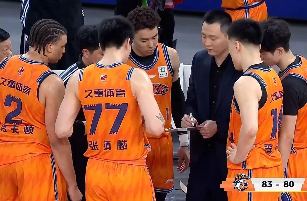 检方调取伍兹醉驾案医疗记录 检方调取伍兹醉驾案医疗记录