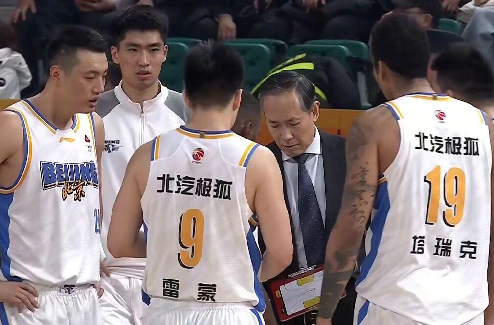九游体育美媒曝篮网马刺潜在交易方案 九游体育美媒曝篮网马刺潜在交易方案
