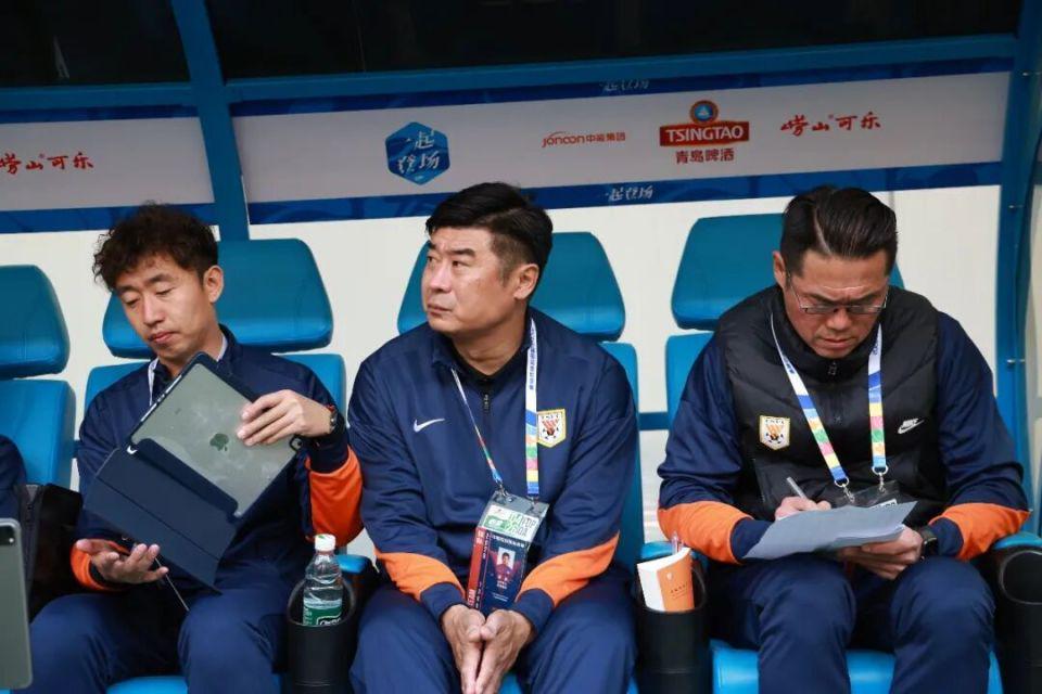 九游体育名记:如果争夺字母哥无果,热火将转投伦纳德、莫兰特或特雷 九游体育名记:如果争夺字母哥无果,热火将转投伦纳德、莫兰特或特雷