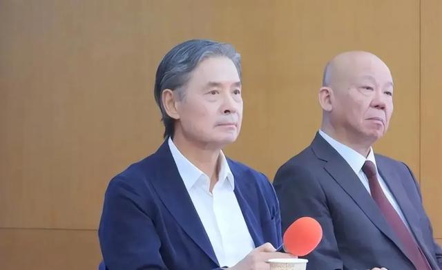 队记:斯普利特原本是勇士首席助教候选 目前威利 队记:斯普利特原本是勇士首席助教候选 目前威利