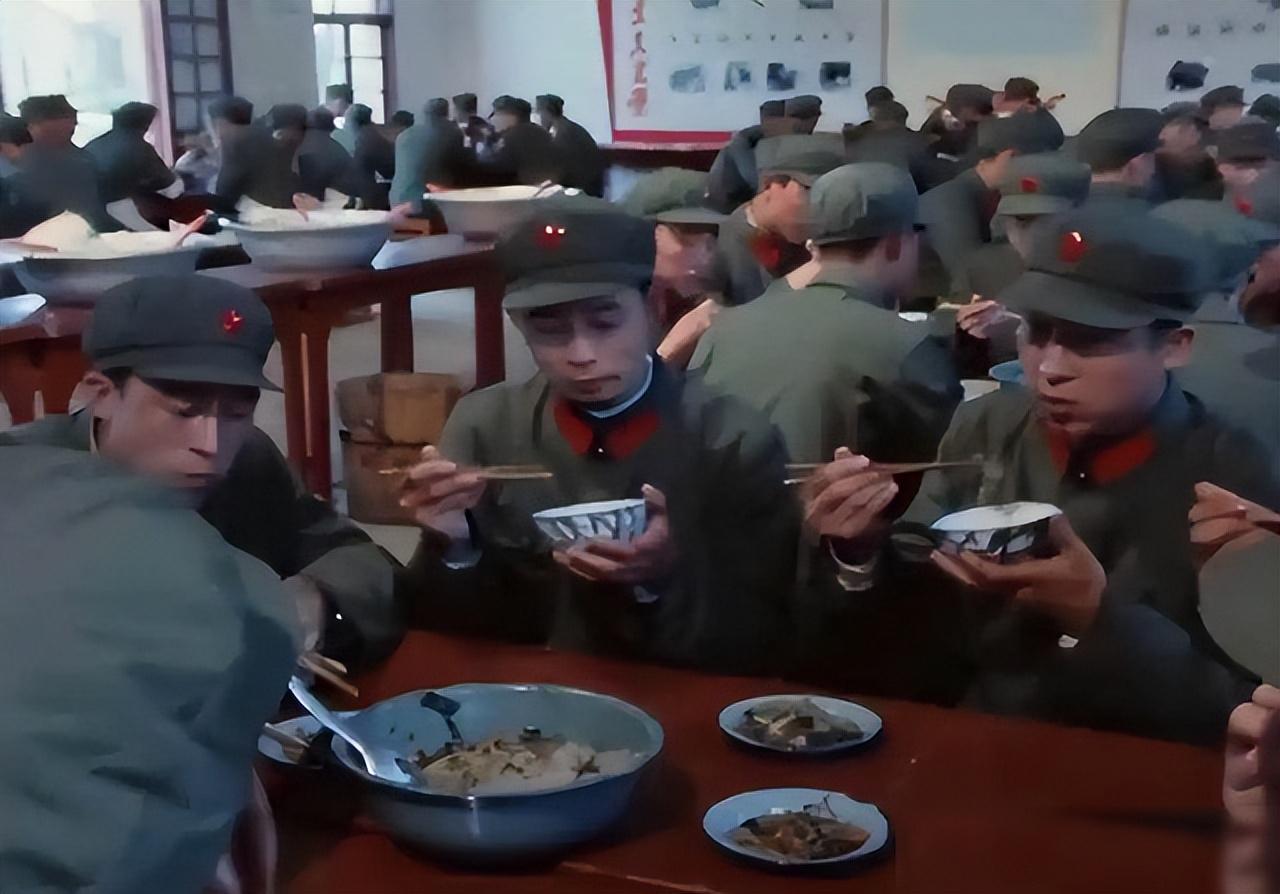 伊戈达拉回应詹皇世纪大帽:要不是我背部有伤,我就直接暴扣了! 伊戈达拉回应詹皇世纪大帽:要不是我背部有伤,我就直接暴扣了!