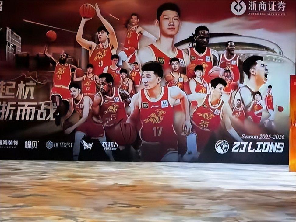季后赛打完，5位一战成名的小角色：哈珀巨星潜质，八寸打出身价