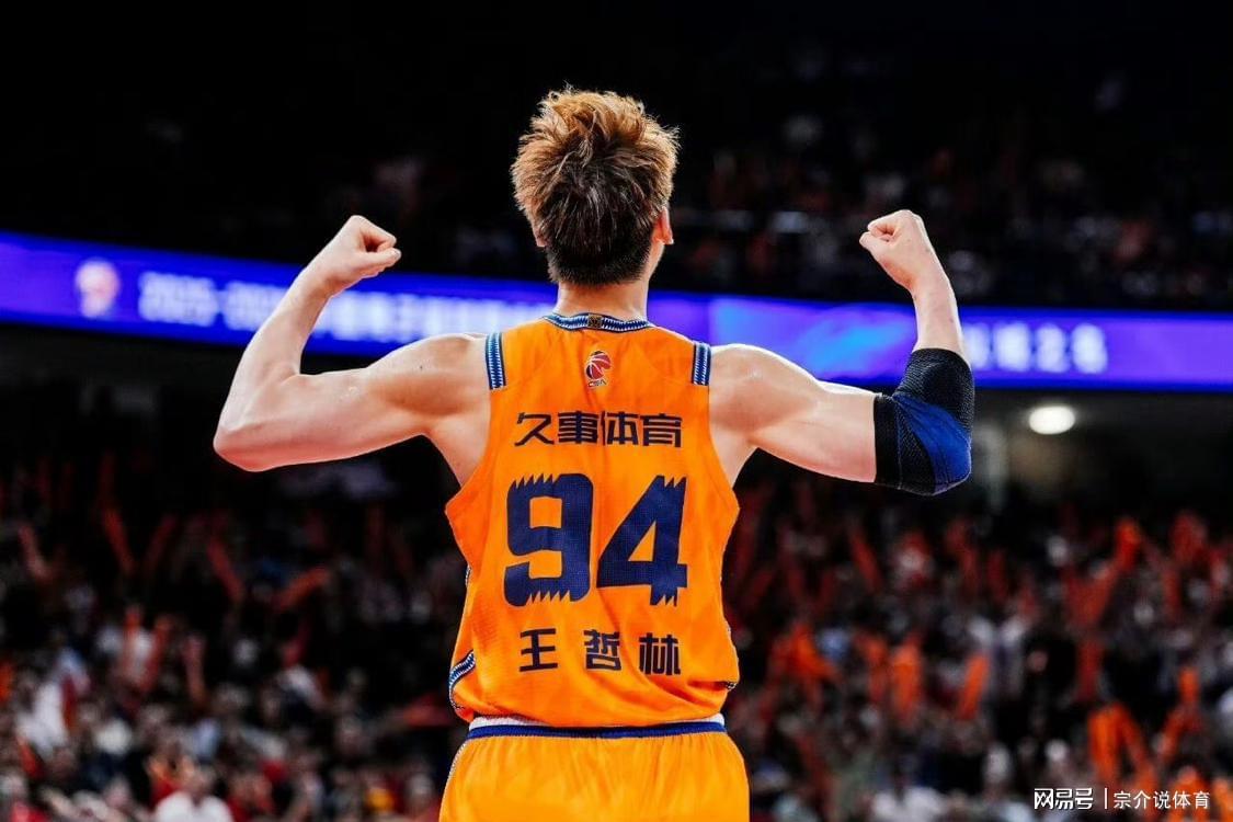 亚历山大遭淘汰后提前开启休赛期训练 亚历山大遭淘汰后提前开启休赛期训练