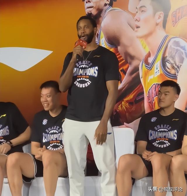 文班亚马坦言疲劳侵袭,但拒绝以此开脱 文班亚马坦言疲劳侵袭,但拒绝以此开脱