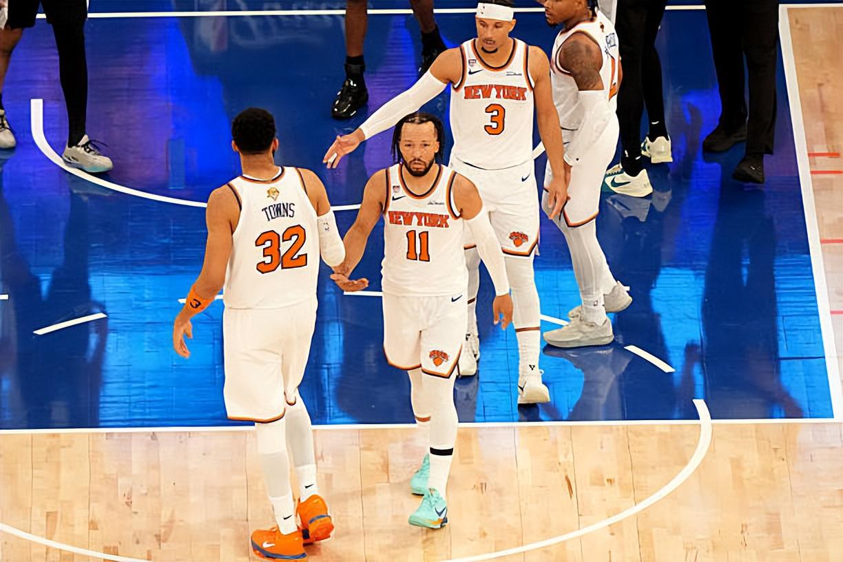 NBA总决赛G5裁判名单揭晓:阵容构成对主队马刺有利? NBA总决赛G5裁判名单揭晓:阵容构成对主队马刺有利?