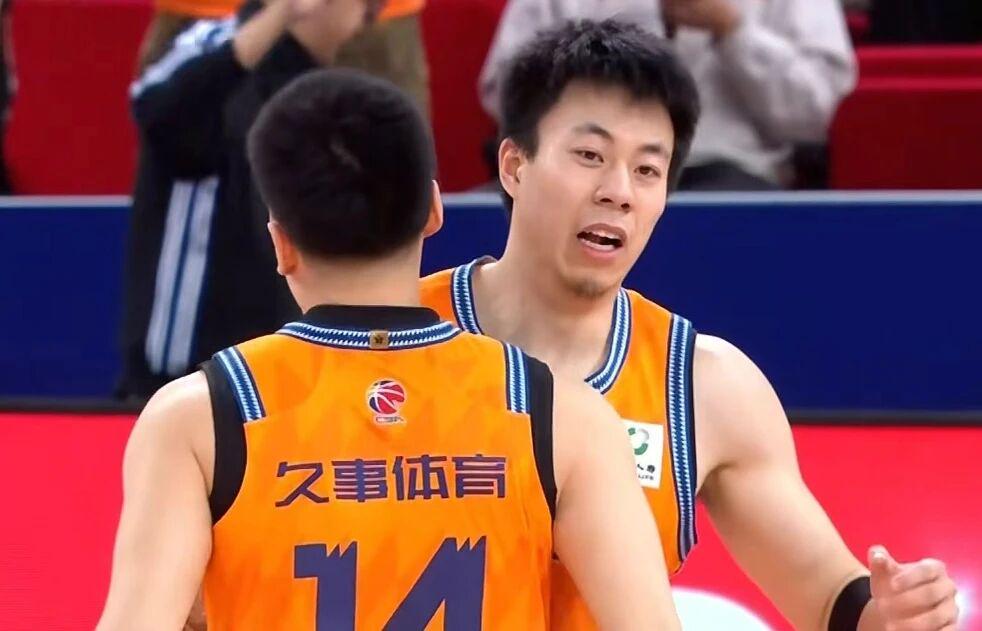 九游体育加拿大公开赛移动日舒伯单独领跑 九游体育加拿大公开赛移动日舒伯单独领跑