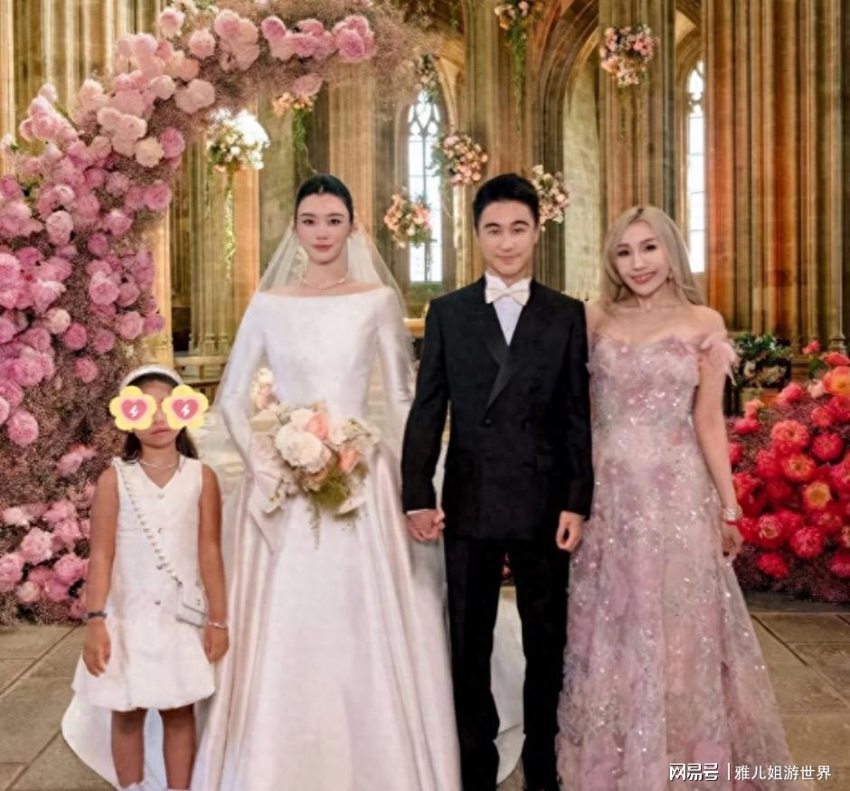 大争议!马刺老板之子留言福克斯妻子“赶人”:享受圣城最后一夏 大争议!马刺老板之子留言福克斯妻子“赶人”:享受圣城最后一夏