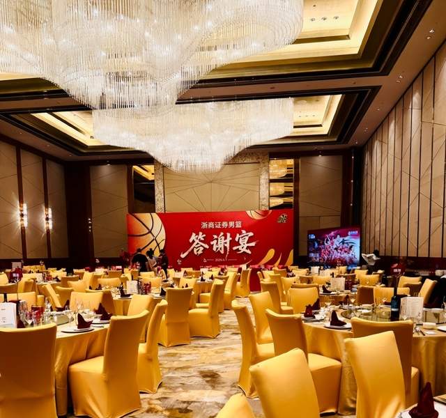 九游体育勇士消息:近10年fmvp排名出炉,詹姆斯有望加盟,格林痛批文班 九游体育勇士消息:近10年fmvp排名出炉,詹姆斯有望加盟,格林痛批文班