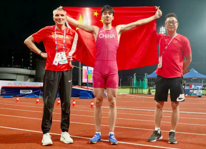 九游体育下滑得有点那快，卡塞米罗3次被过全场最高+5次丢失球权